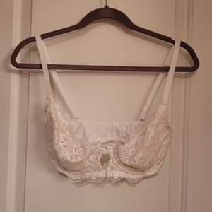 Free People Front Clasp lace under wire Bra